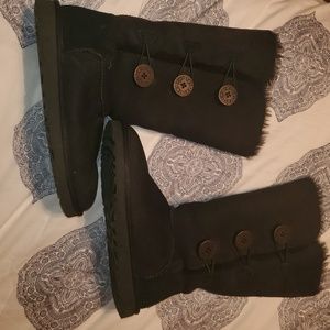 Tall Bailey Button Uggs